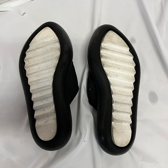 Stella McCartney Flip Flops - Picture 8 of 8